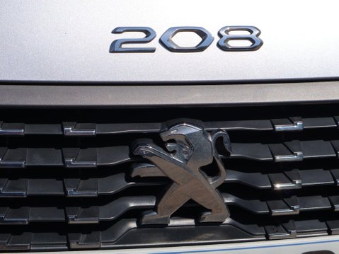 Peugeot 208 1.2 PureTech Allure Premium + EAT Euro 6 (s/s) 5dr 38