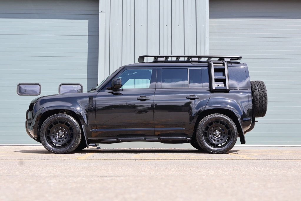 Land Rover Defender 110 2026 d350 HARD TOP X-DYNAMIC HSE world tour 3 edition  genuine rear seats 10