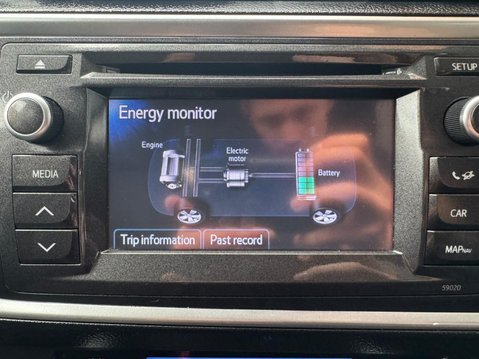 Toyota Auris 1.8 VVT-h Excel CVT Euro 5 (s/s) 5dr 28