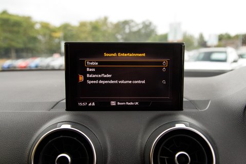 Audi Q2 TFSI S LINE BLACK EDITION 24