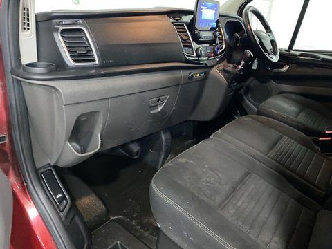 Ford Transit Custom 300 LIMITED P/V ECOBLUE 17