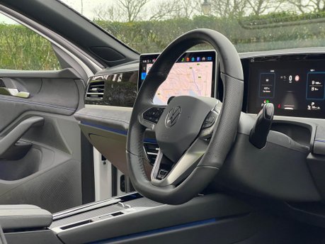 Volkswagen Passat R-LINE DSG 8