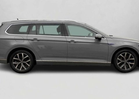 Volkswagen Passat 1.4 TSI 13kWh GTE Estate 5dr Petrol Plug-in Hybrid DSG Euro 6 (s/s) (218 ps 8
