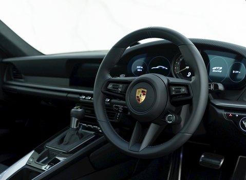 Porsche 911 (992) GT3 Touring 9