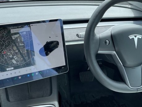 DISPLAY SWIVEL BRACKET FOR MODEL 3 (INCLUDING HIGHLAND) AND MODEL Y  4