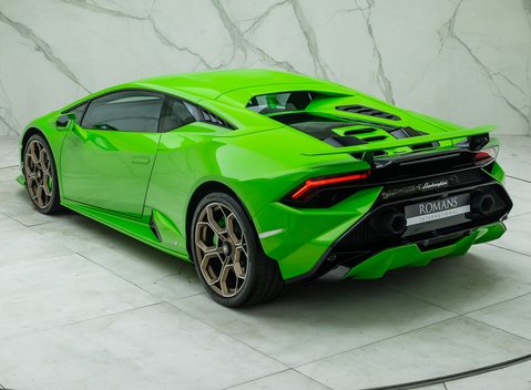 Lamborghini Huracan TECNICA 12