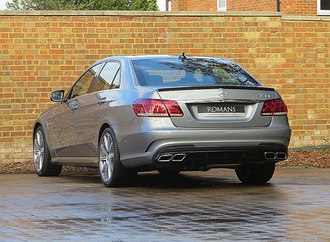 Mercedes-Benz E Class AMG 11