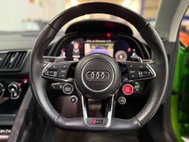 Audi R8 5.2 FSI V10 Plus S Tronic quattro Euro 6 (s/s) 2dr 39