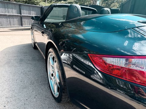 Porsche Carrera 997 911 CARRERA CONVERTIBLE 43