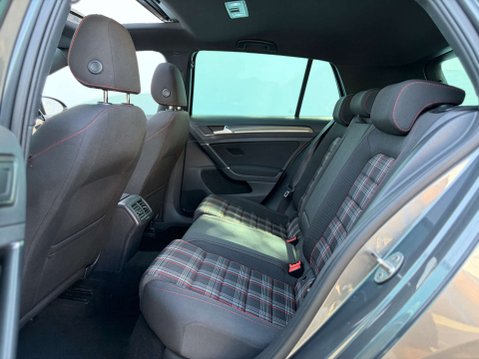 Volkswagen Golf 2.0 Golf GTi Performance TSi Semi-Auto 5dr 54