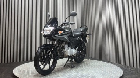 Honda CBF125 CBF125 2012 ONLY 6K MOT SERVICED ICONIC LEARNER BIKE 125CC 6