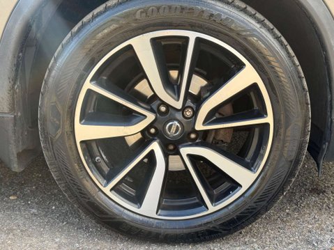 Nissan X-Trail 1.6 dCi Tekna XTRON Euro 5 (s/s) 5dr 41