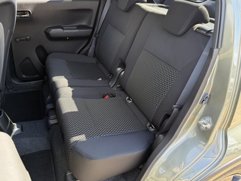 Suzuki Ignis 1.2 Dualjet 12V Hybrid SZ-T 5dr 38