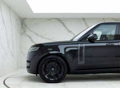 Land Rover Range Rover D350 First Edition 25