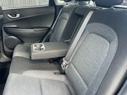 Hyundai KONA PREMIUM 36