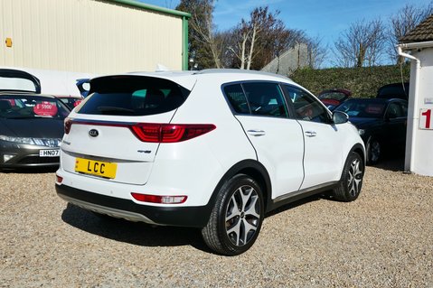 Kia Sportage CRDI GT-LINE ISG SAT NAV. 1 FORMER KEEPER,LAST OWNER 5 YEARS. 36