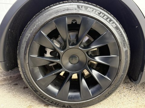 Tesla Model Y SUV 5dr Electric Auto RWD (346 ps) 15