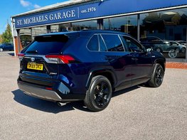 Toyota Rav4 2.5 RAV4 Dynamic HEV 4x2 CVT 5dr 8