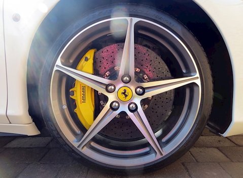 Ferrari 458 Italia 11