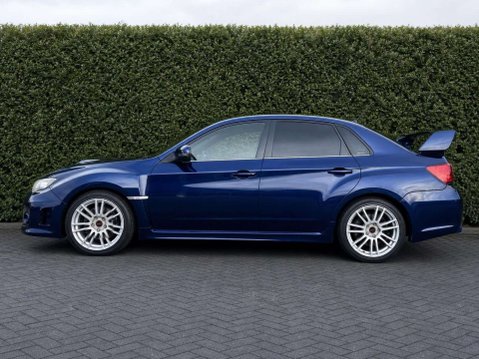Subaru WRX Sti 2.5T Type UK Saloon 4dr Petrol Manual 4WD Euro 5 (300 ps) 9