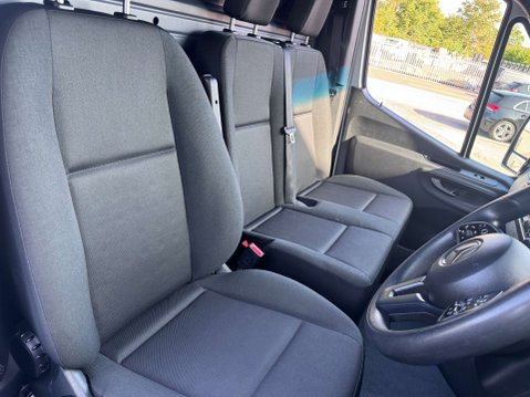 Mercedes-Benz Sprinter 2.0 315 CDI Progressive Panel Van 5dr Diesel Manual FWD L2 H2 Euro 6 (s/s) 30