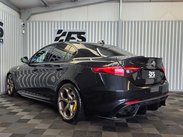 Alfa Romeo Giulia 2.9 V6 Bi-Turbo Quadrifoglio Saloon 4dr Petrol Auto Euro 6 (s/s) (510 ps) 4