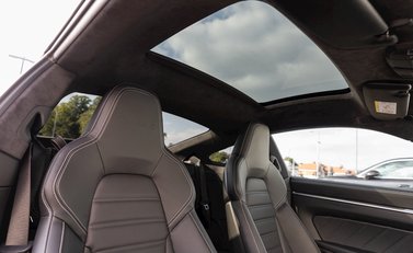 Porsche 911 (992) Turbo S 14