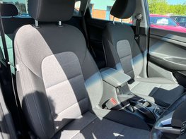 Hyundai TUCSON 1.6 Tucson SE Nav TGDi 2WD Semi-Auto 5dr 63