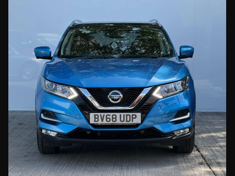 Nissan Qashqai 1.3 Qashqai N-Connecta DiG-T 5dr 35