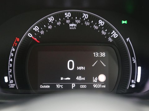 Toyota Aygo X 1.0 VVT-i Edge x-shift Euro 6 (s/s) 5dr 14