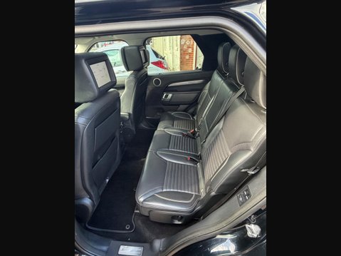 Land Rover Discovery 3.0 TD V6 First Edition SUV 5dr Diesel Auto 4WD Euro 6 (s/s) (258 ps) 14