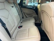 Porsche Macan S PDK 14
