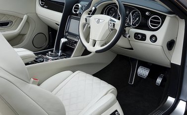 Bentley Continental GT Speed Convertible 10