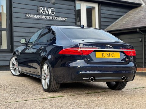 Jaguar XF 3.0d V6 S Saloon 4dr Diesel Auto Euro 6 (s/s) (300 ps) 2