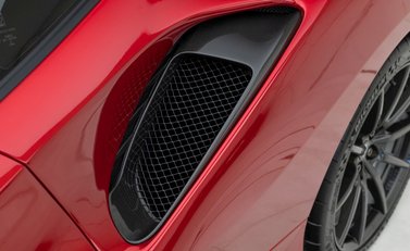 Ferrari 488 Pista 33