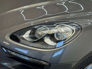 Porsche Macan 3.0 Macan S Semi-Auto 4WD 5dr 29