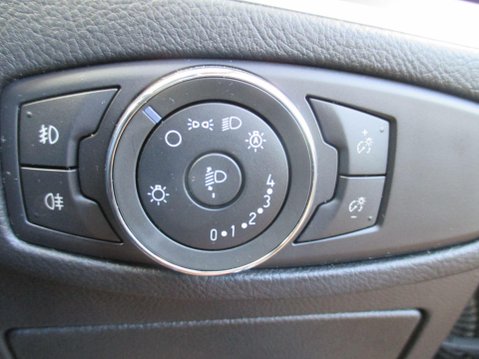 Ford S-Max 1.5T EcoBoost Titanium Euro 6 (s/s) 5dr 40