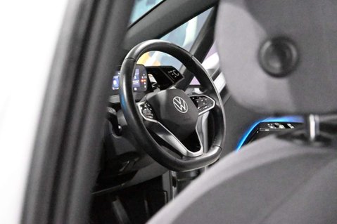 Volkswagen ID.3 Pro Performance 58kWh Life Auto 5dr 8
