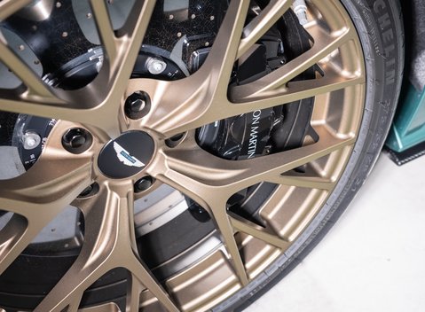 Aston Martin DB12 Coupe 32