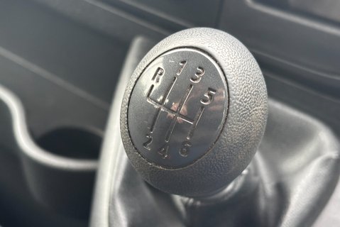 Vauxhall Movano F3500 L2 H1 125 ps Cdti Single Cab Tipper - Air Con 29