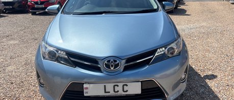 Toyota Auris ICON VALVEMATIC.. AUTOMATIC.. 9 MAIN DEALER SERVICES.. STUNNING EXAMPLE 1