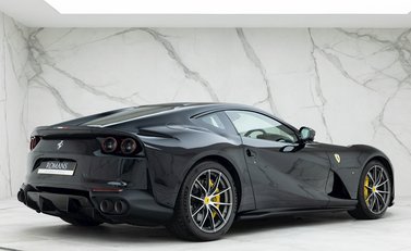 Ferrari 812 Superfast 7