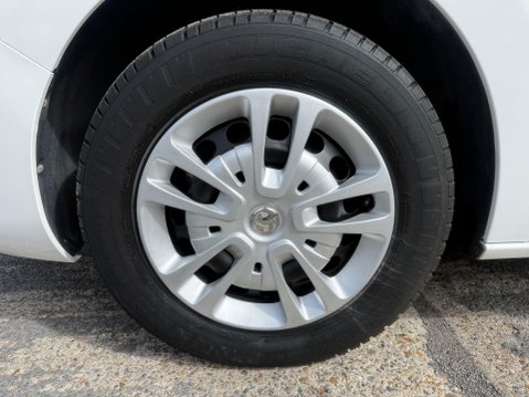Vauxhall Vivaro L2H1 2900 SPORTIVE S/S 14
