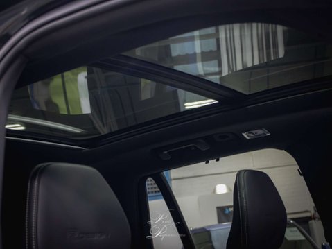 Volvo XC90 2.0 XC90 R-Design D5 PowerPulse AWD Auto 4WD 5dr 17