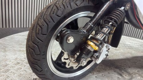 Royal Alloy GT 125 i Scooter Petrol CVT Euro 4 (10 ps) 14