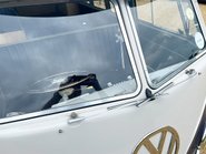 Volkswagen Campervan Split-Screen 41