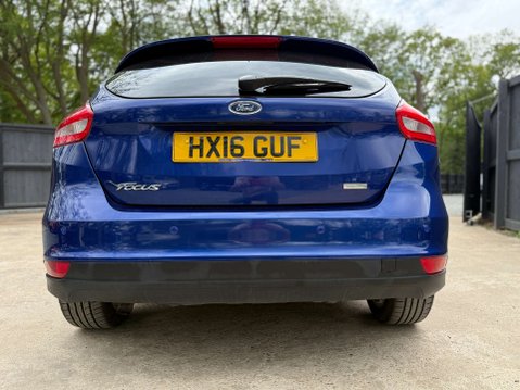 Ford Focus 1.0 Focus Zetec 5dr 25