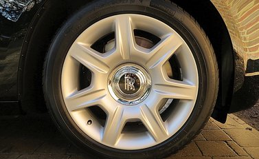 Rolls-Royce Ghost EWB 13