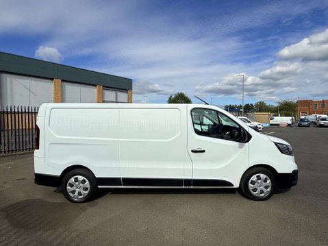 Renault Trafic 2.0 Trafic LL30 Business+ Blue dCi 4