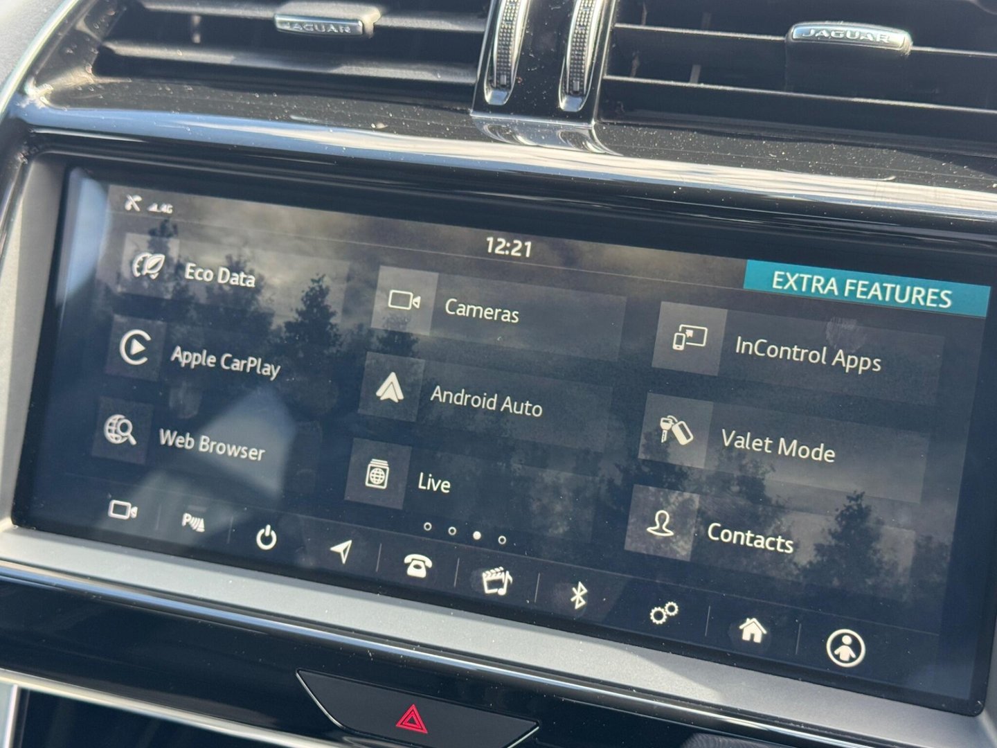 2019 Jaguar XE — image 16